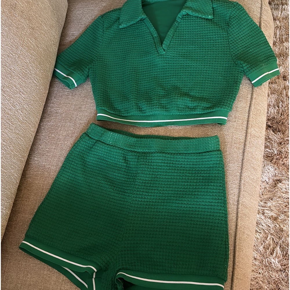2 piece set
